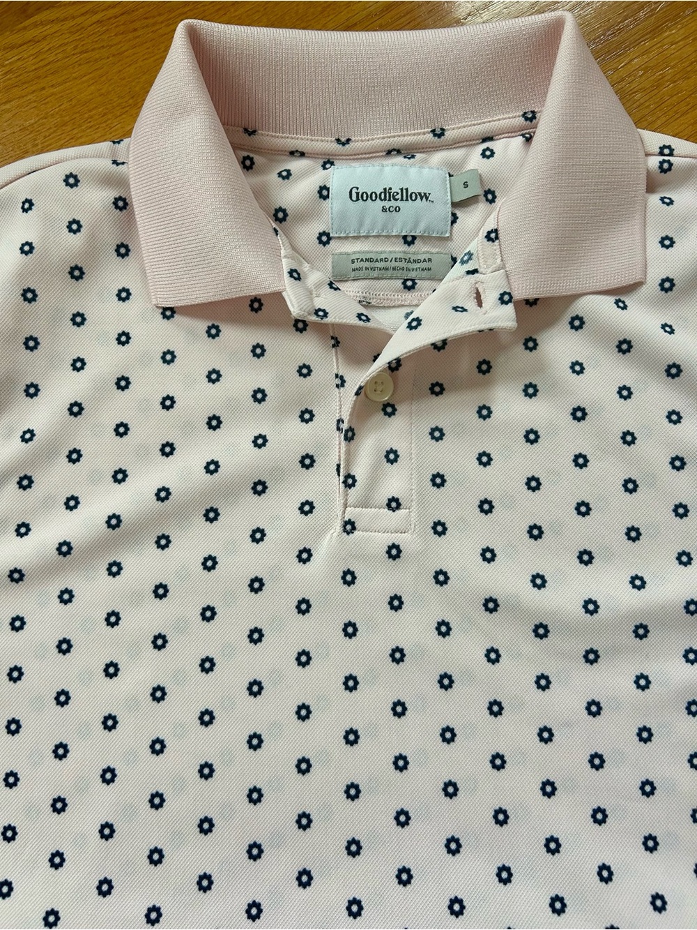 Men’s Goodfellow & Co Polo size Small